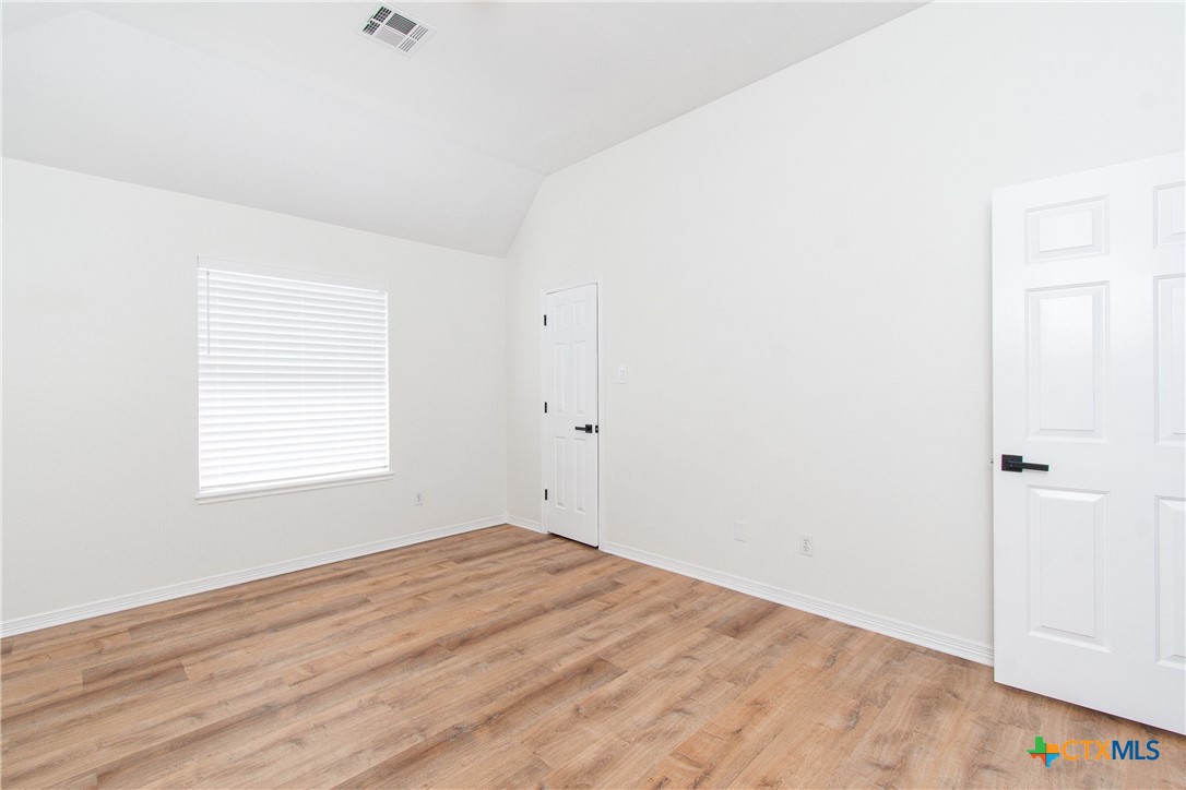 2421 Pin Oak Drive Property Photo 36