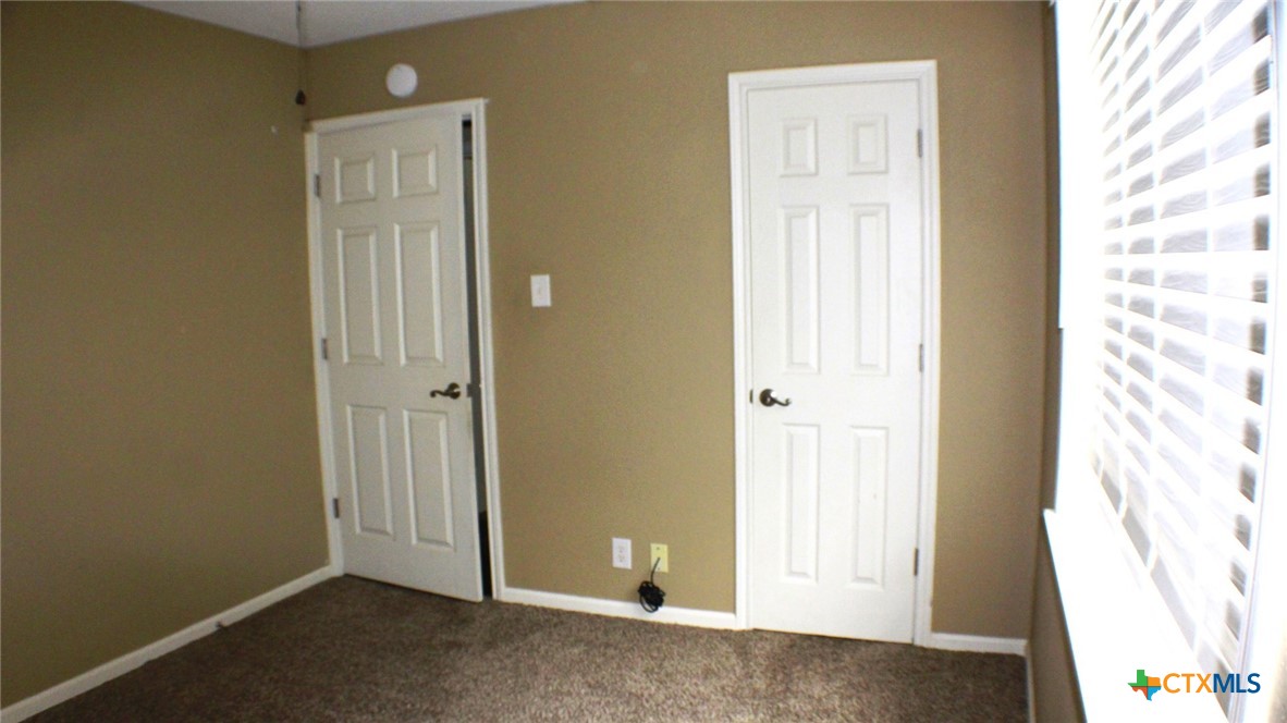 4601 Evergreen Lane Property Photo 13