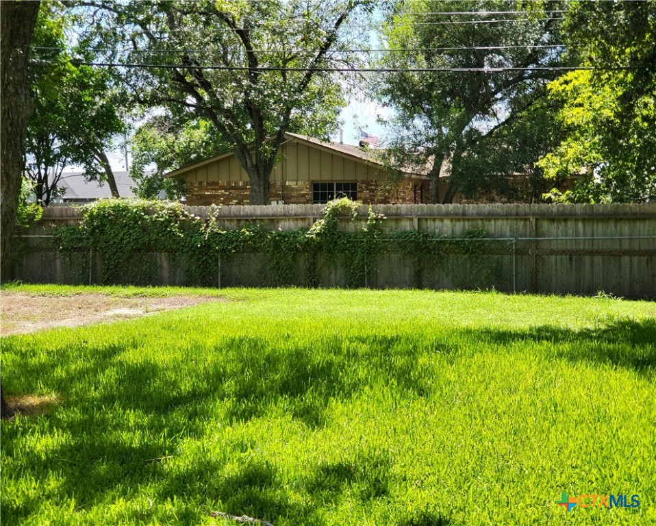 4601 Evergreen Lane Property Photo 20