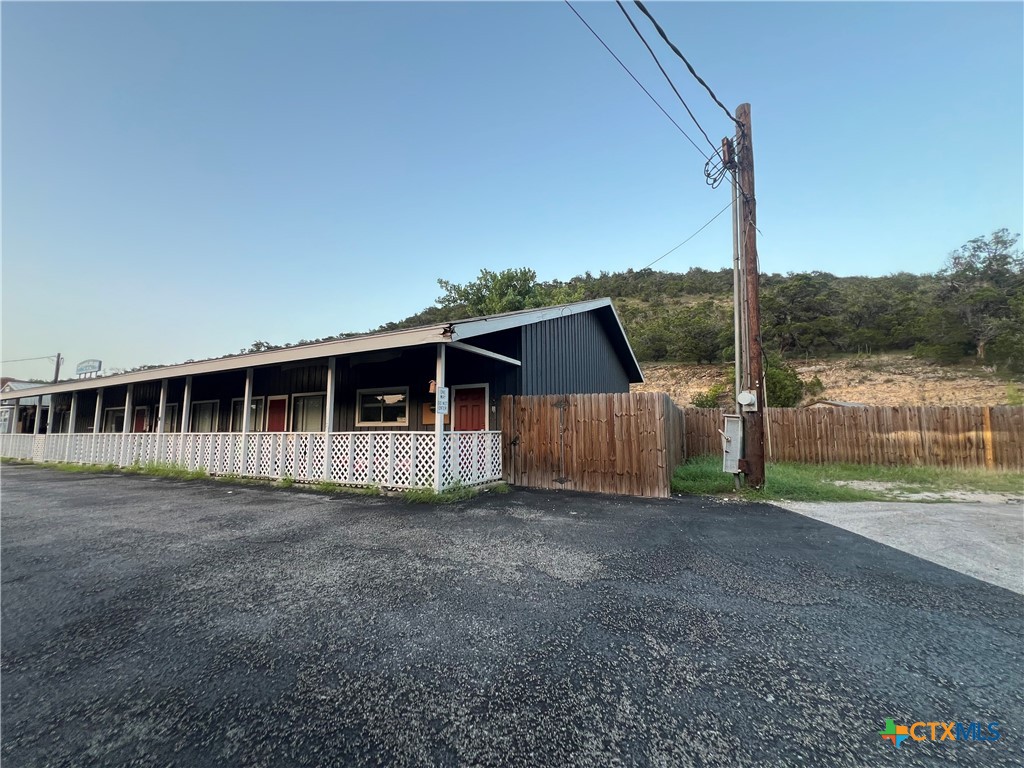 130 Charter Oak Drive Property Photo 2