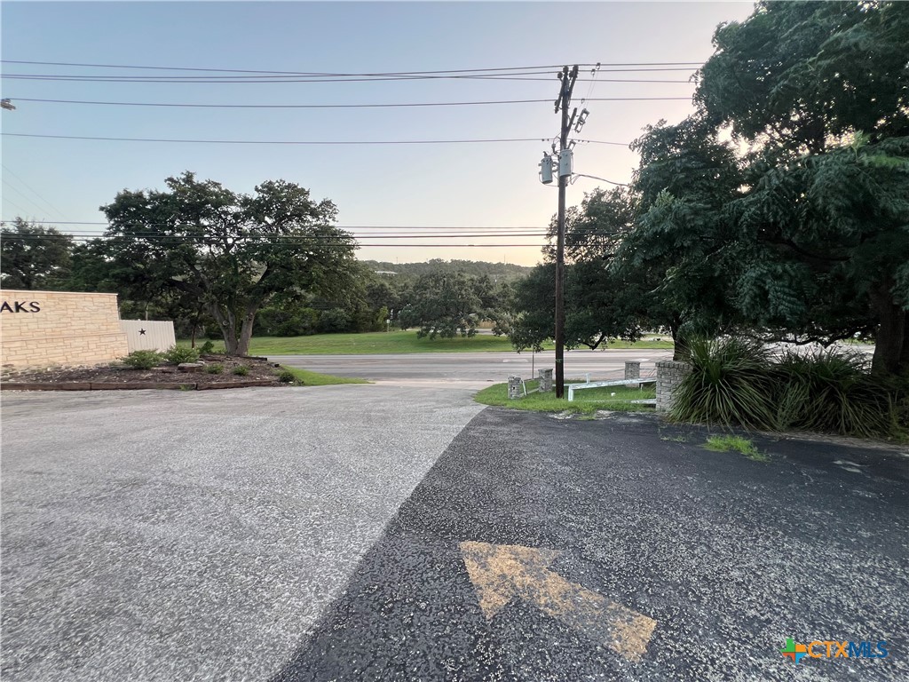 130 Charter Oak Drive Property Photo 4