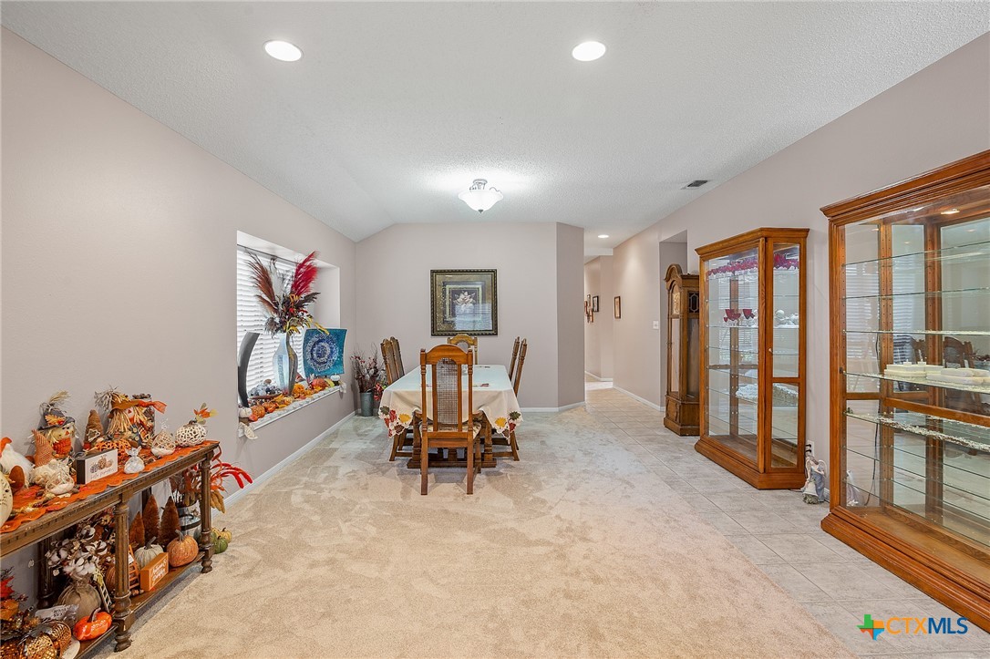 621 Brocton Street Property Photo 4