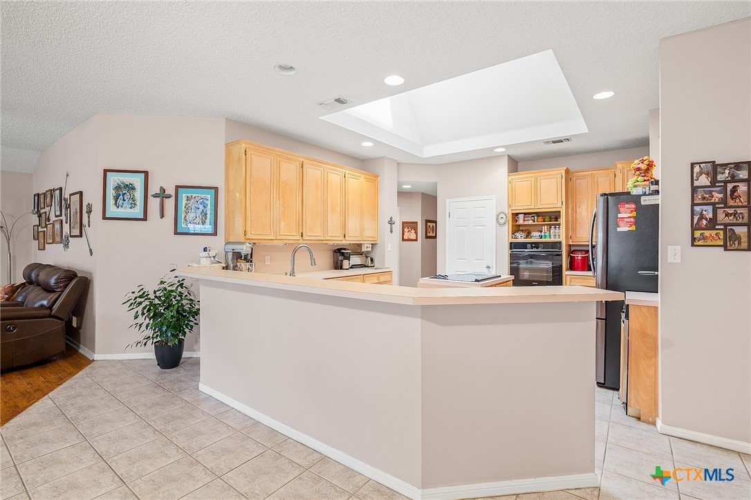 621 Brocton Street Property Photo 8