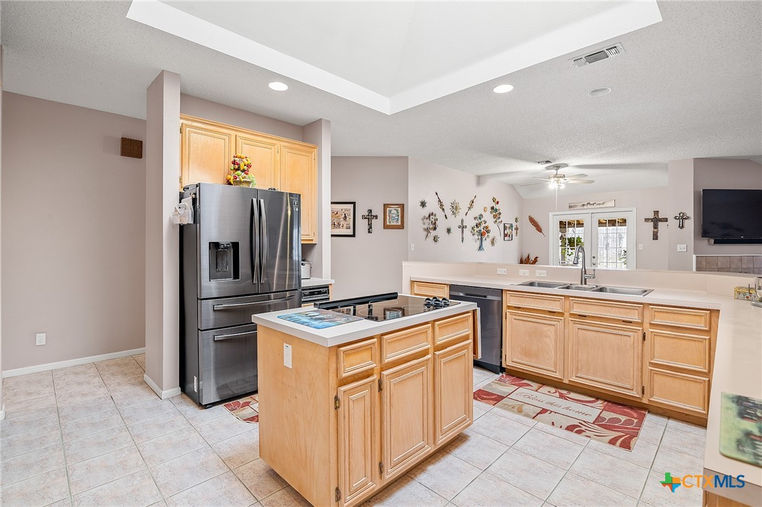 621 Brocton Street Property Photo 11