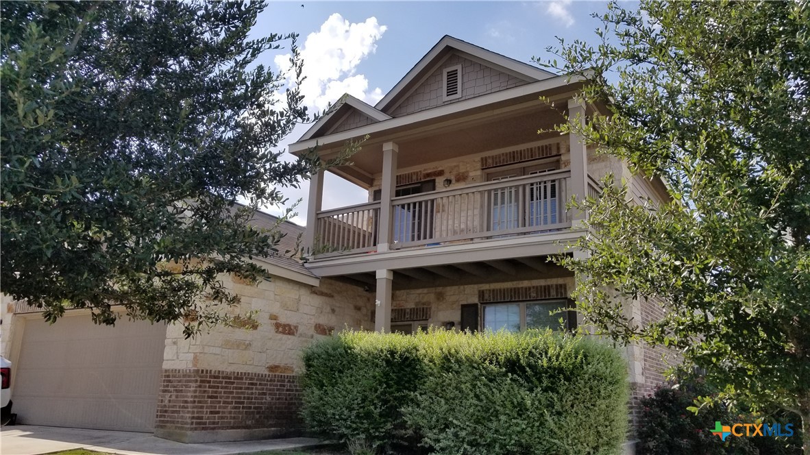 1904 Twisted River Property Photo 1