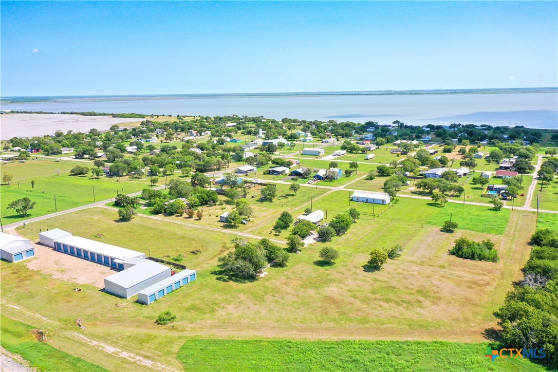 302 Luthardt Property Photo 18