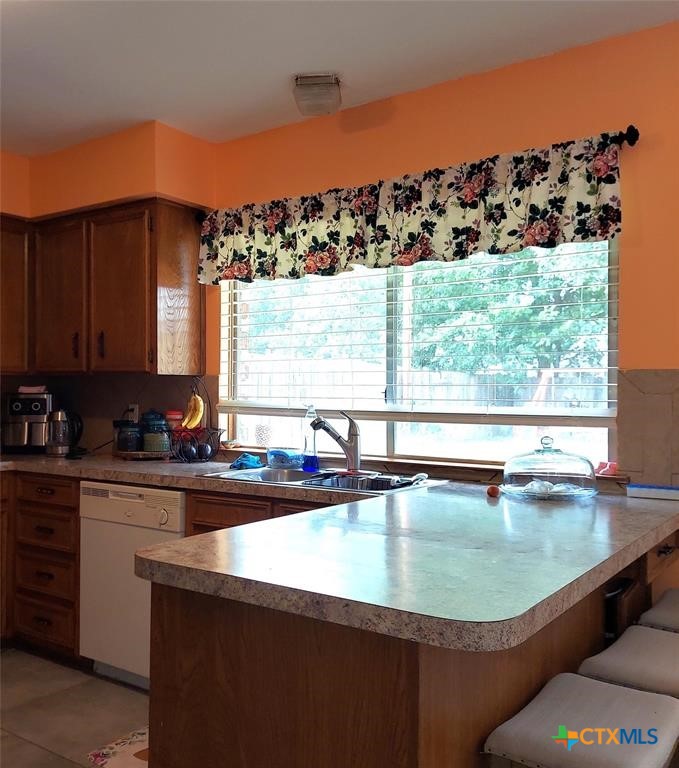 2303 Dover Road Property Photo 10
