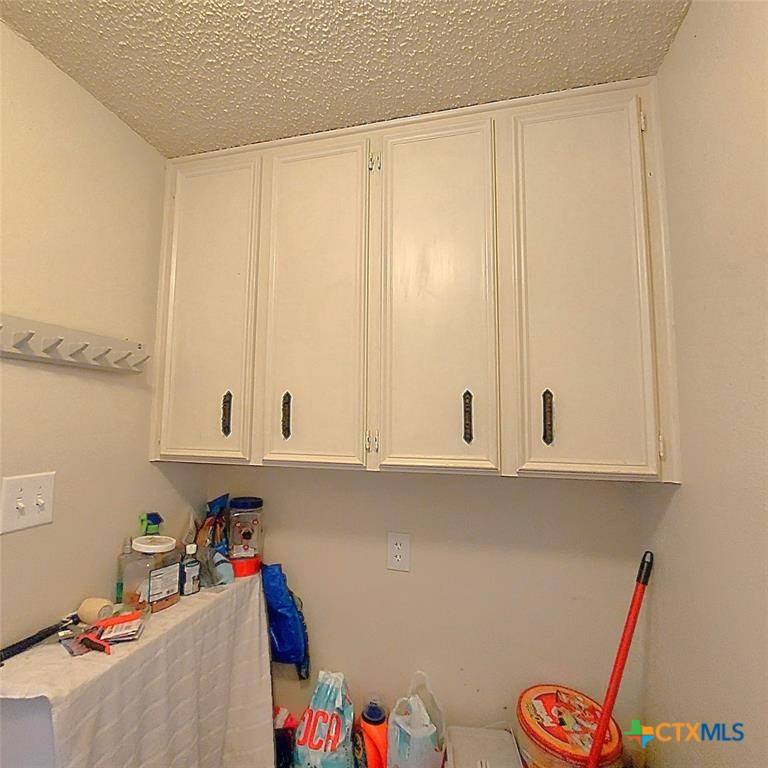 2303 Dover Road Property Photo 13