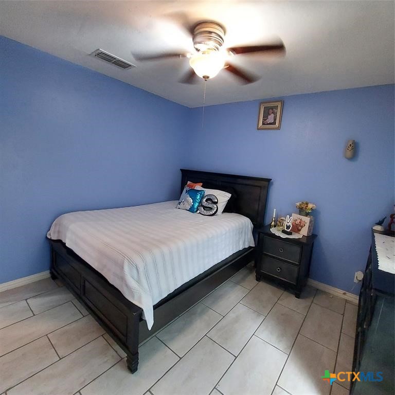 2303 Dover Road Property Photo 29