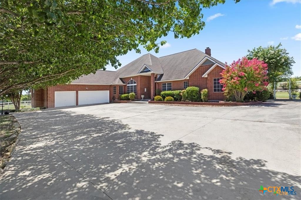 800 Soechting Road Property Photo