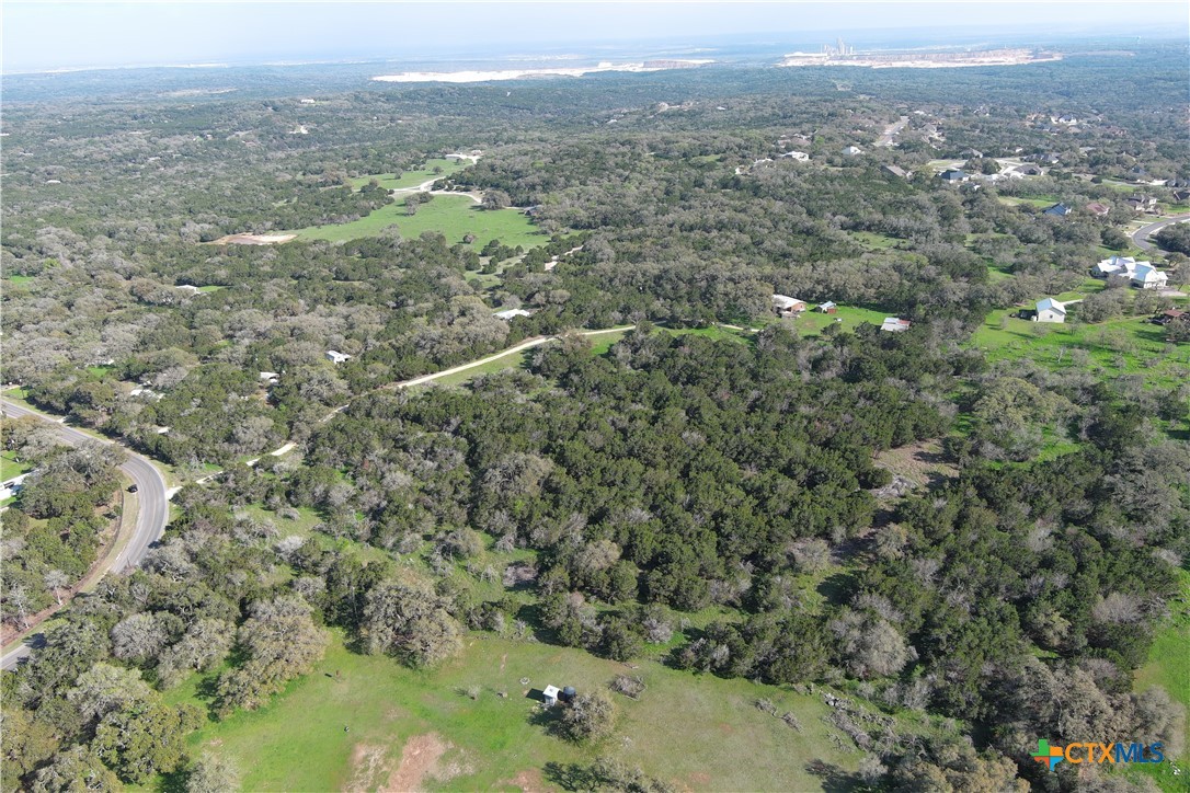 8205 Wegner Road Property Photo 9