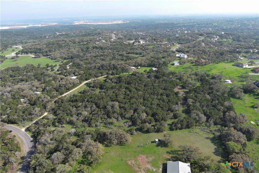 8205 Wegner Road Property Photo 11