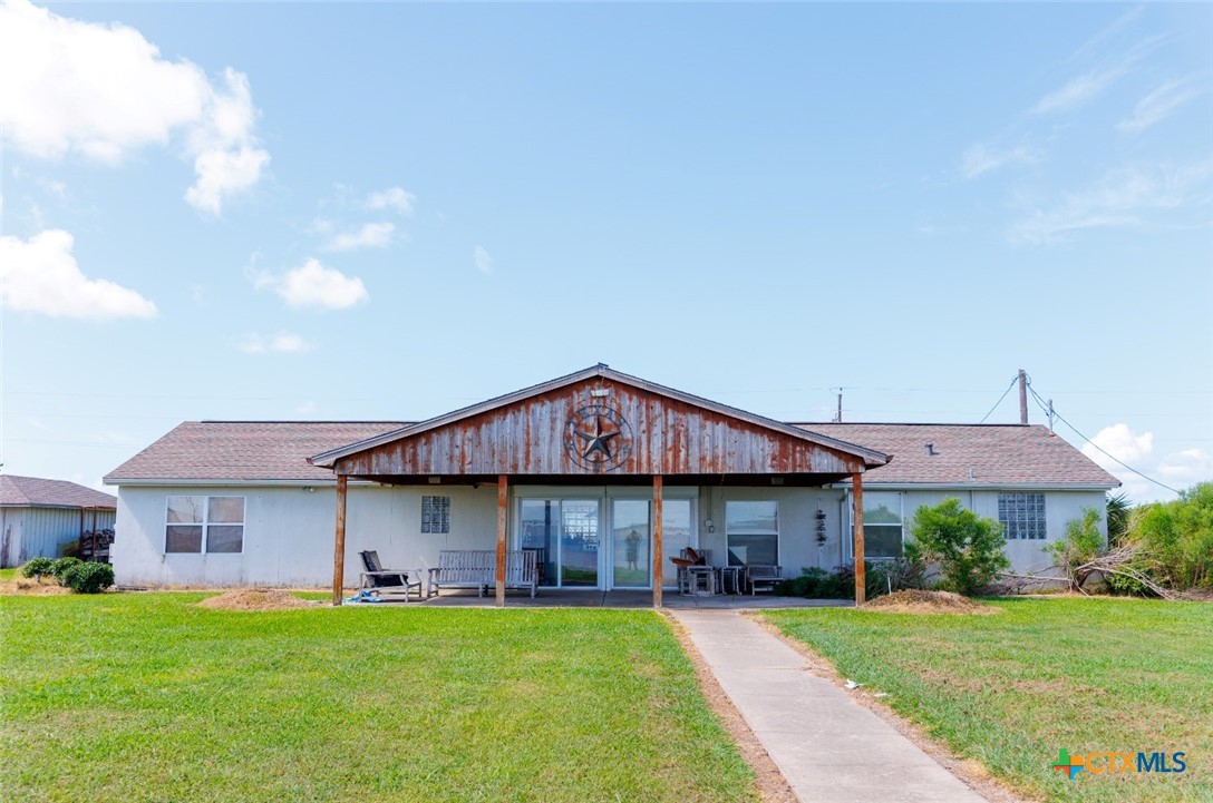 927 N Cr 307 Road Property Photo 2