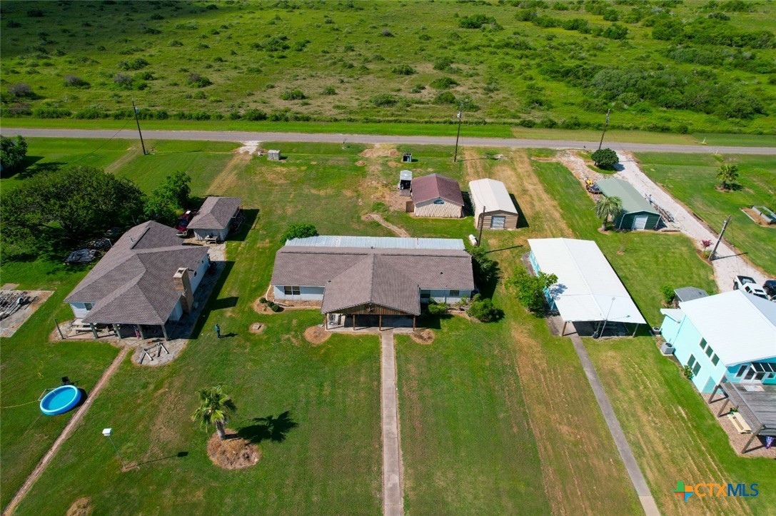 927 N Cr 307 Road Property Photo 18