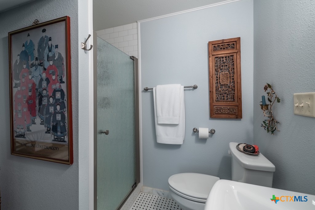 114 N College Street Property Photo 16