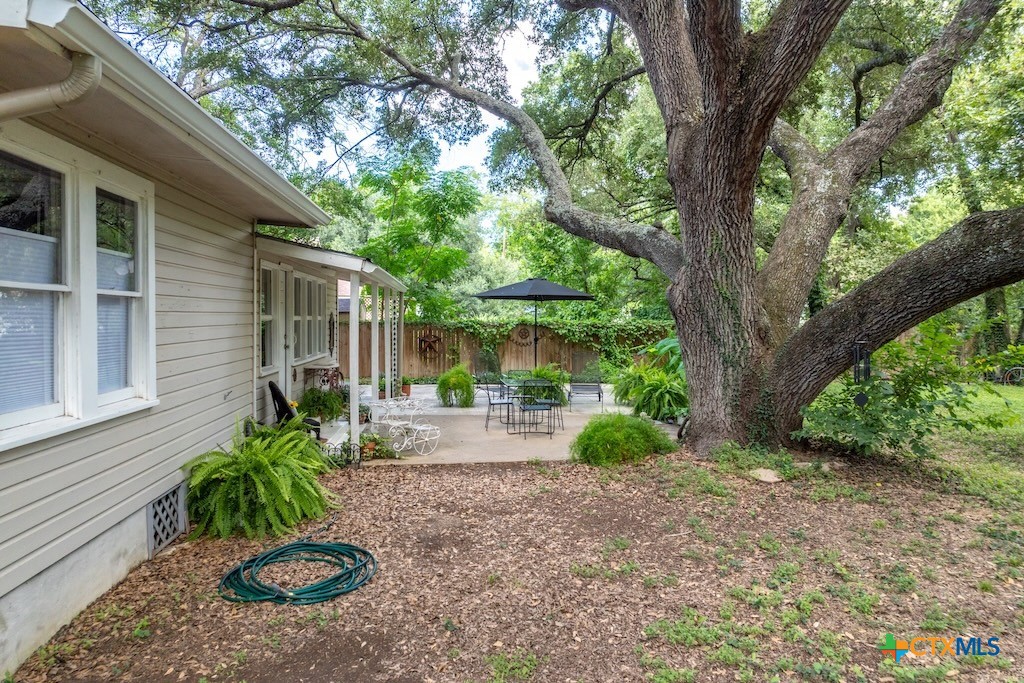 114 N College Street Property Photo 27