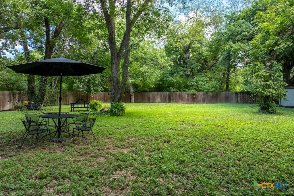 114 N College Street Property Photo 28