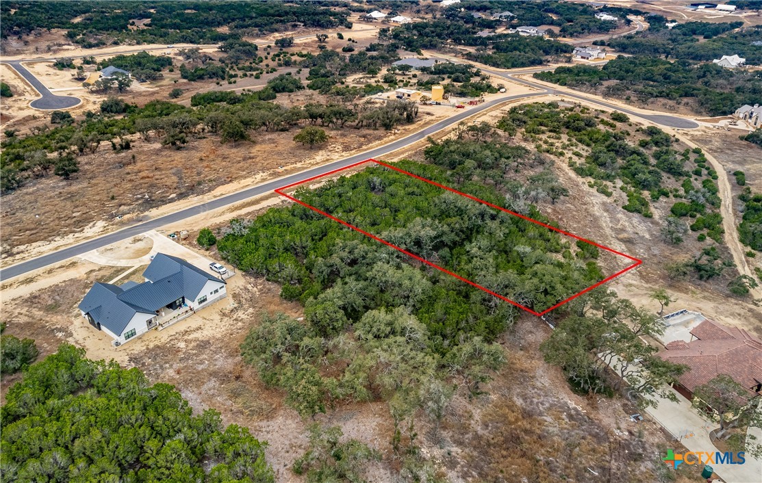 678 Butler Oaks Property Photo 3