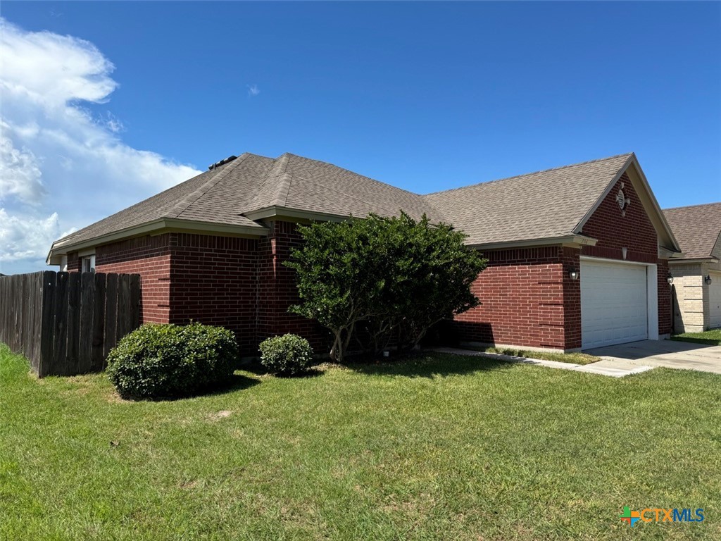 304 Cavelier Drive Property Photo 1