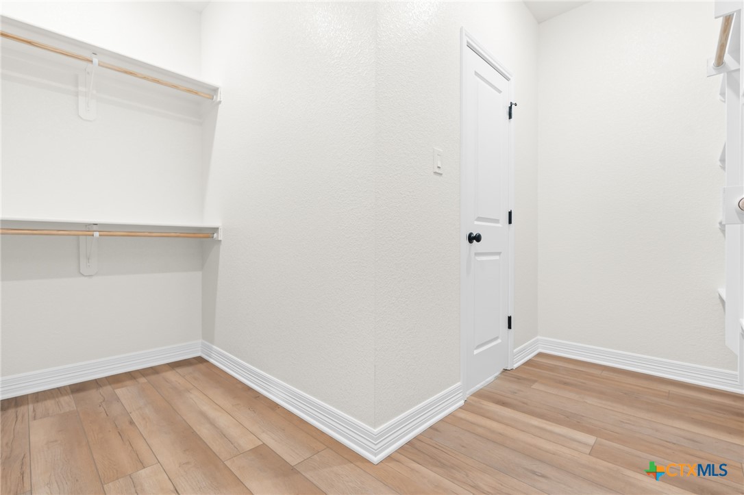 105 Westwood Park Property Photo 22