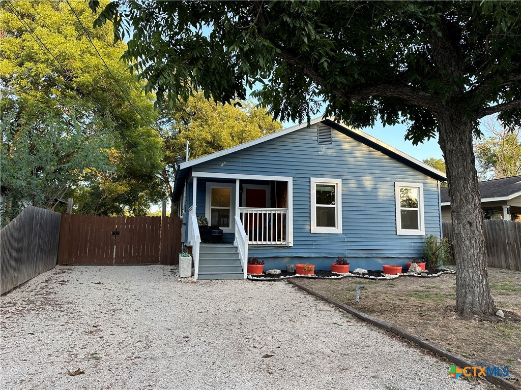 1655 Katy Street Property Photo 1