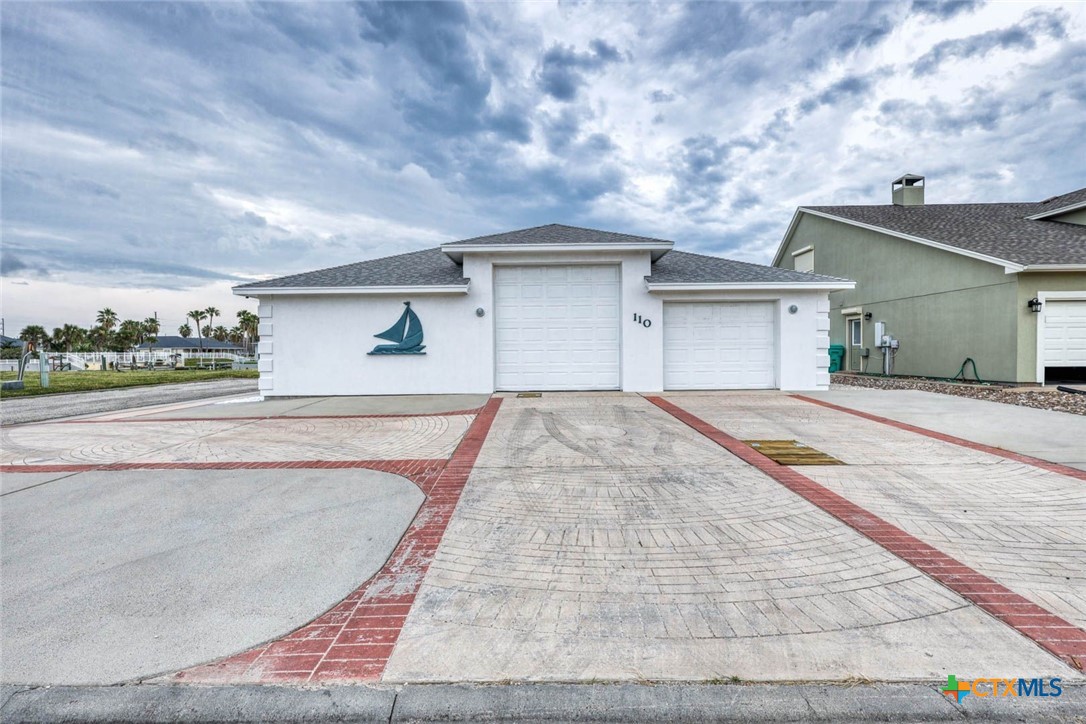 110 Mackerel Court Property Photo