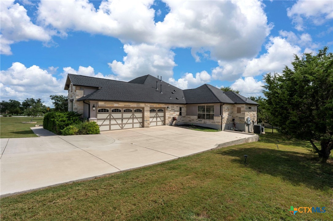 2550 Black Bear Drive Property Photo 6