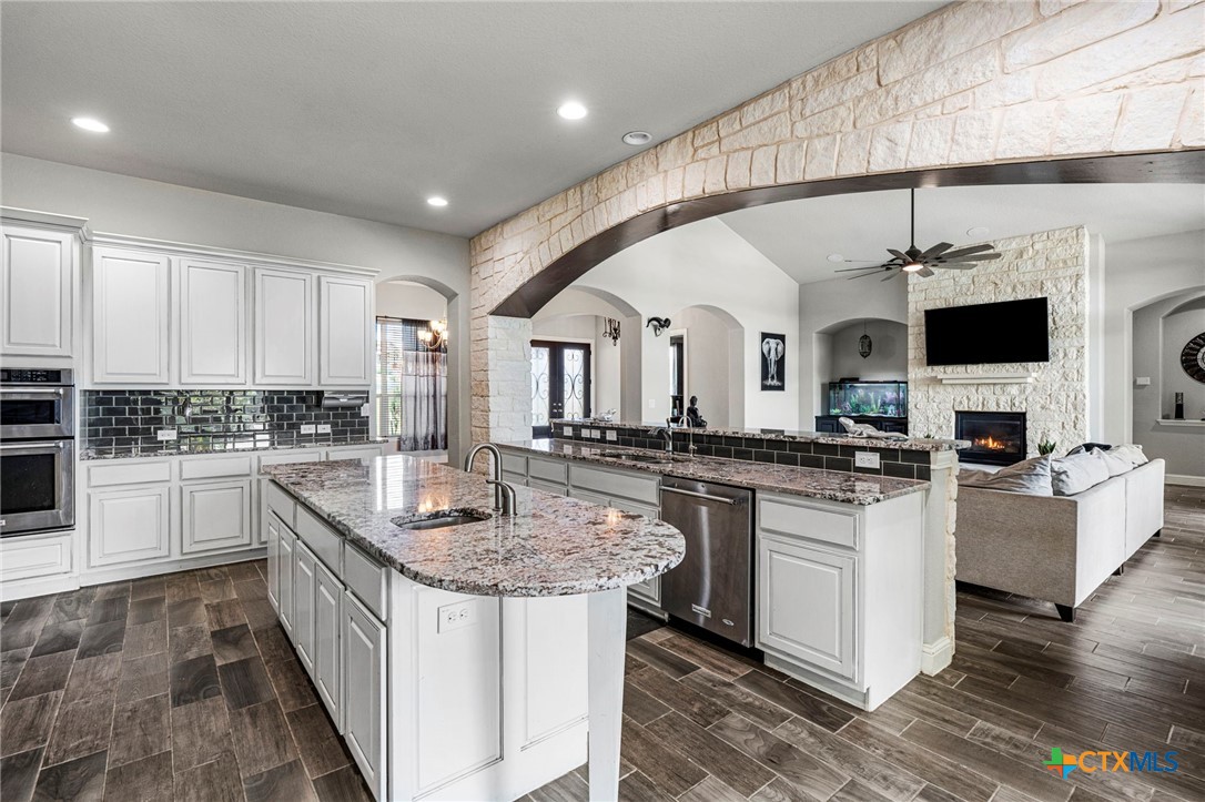 2550 Black Bear Drive Property Photo 12