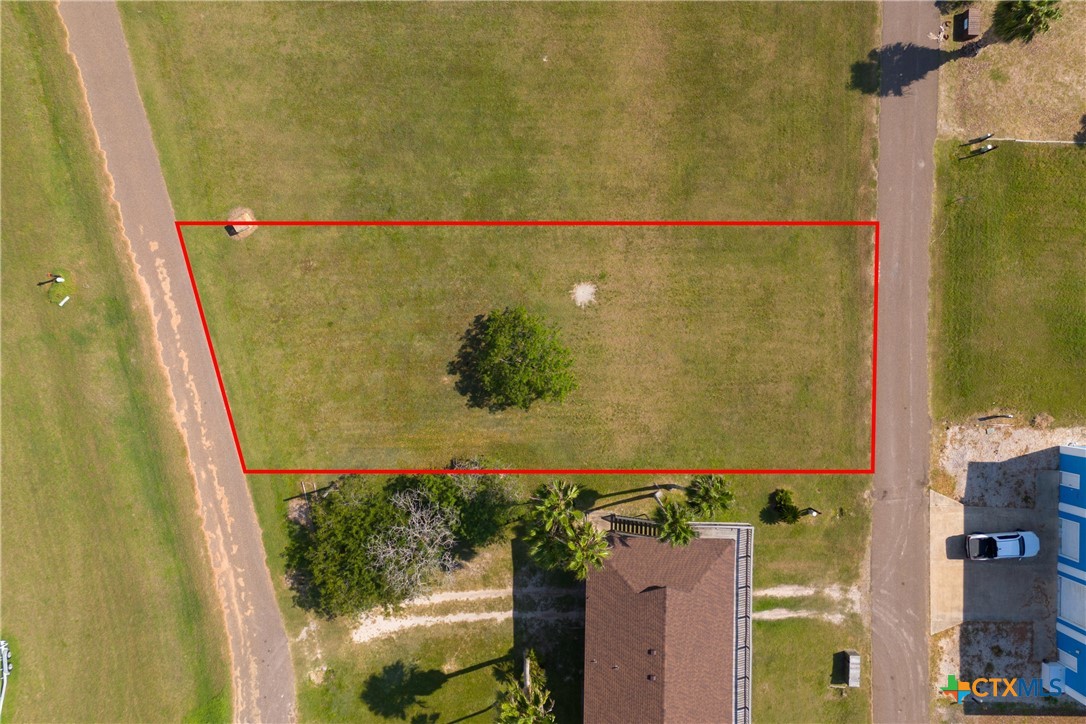 1305 Port South Drive Property Photo 3