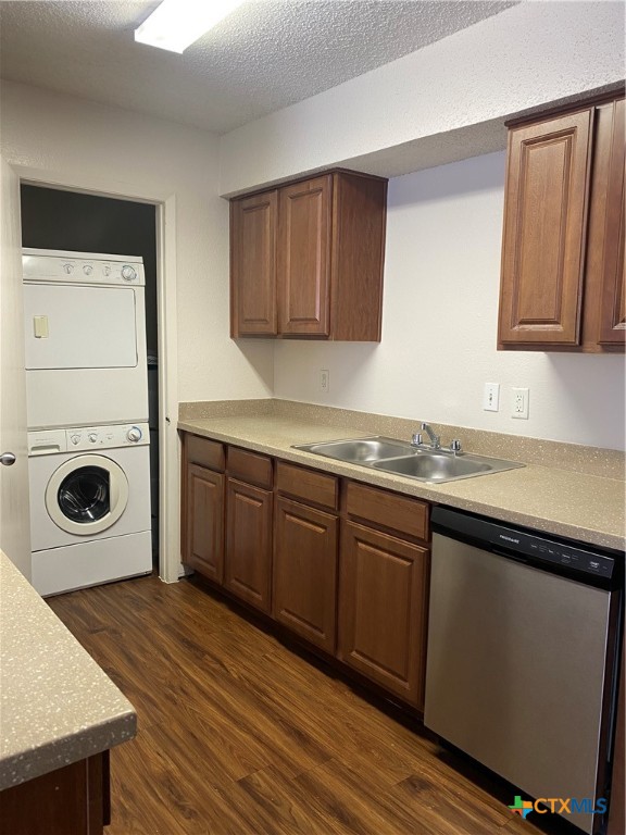 205 Craddock Avenue D2 Property Photo 1