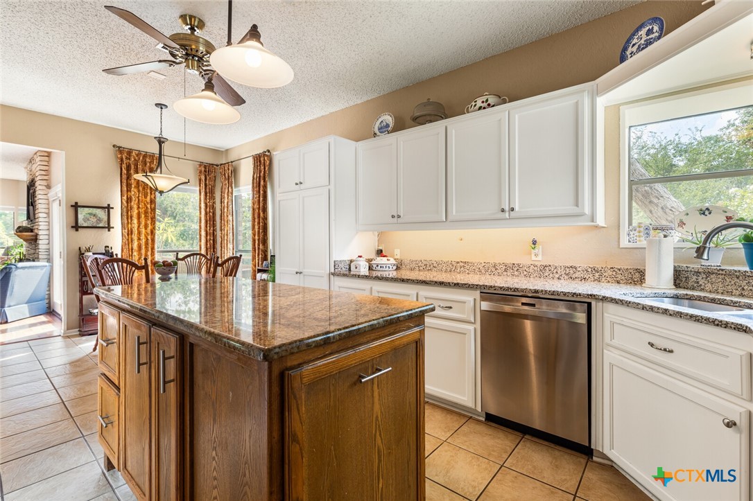 2501 Canyon Cliff Drive Property Photo 21