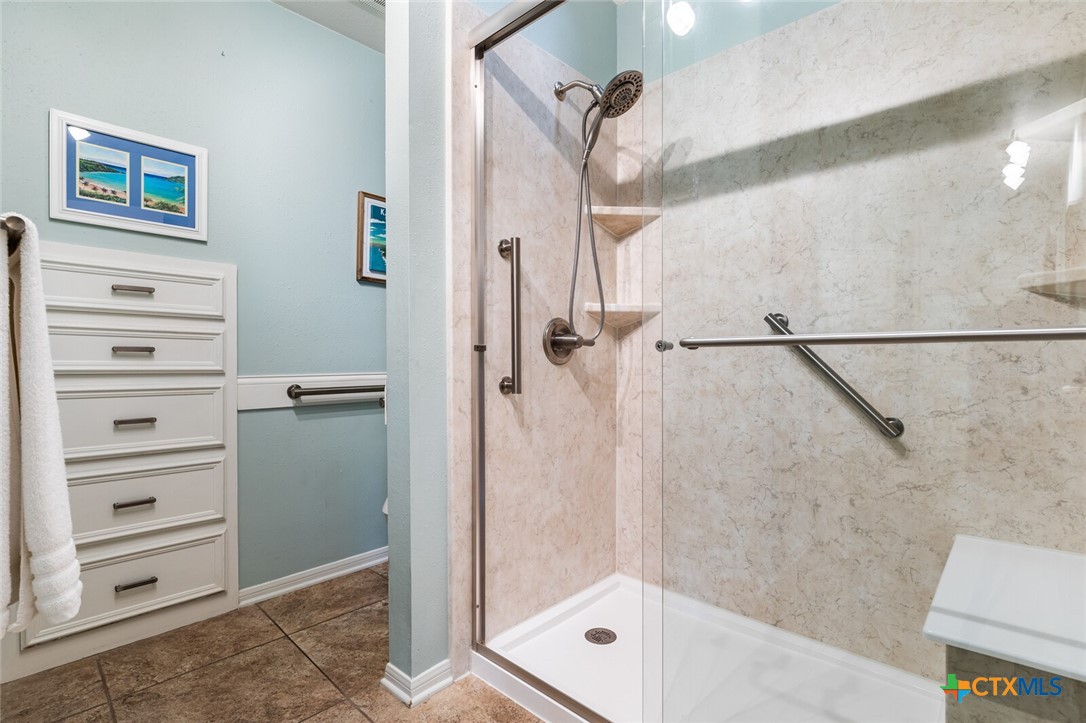 2501 Canyon Cliff Drive Property Photo 29