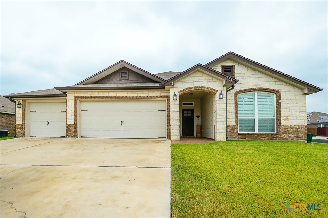 7201 Bose Ikard Drive Property Photo 1