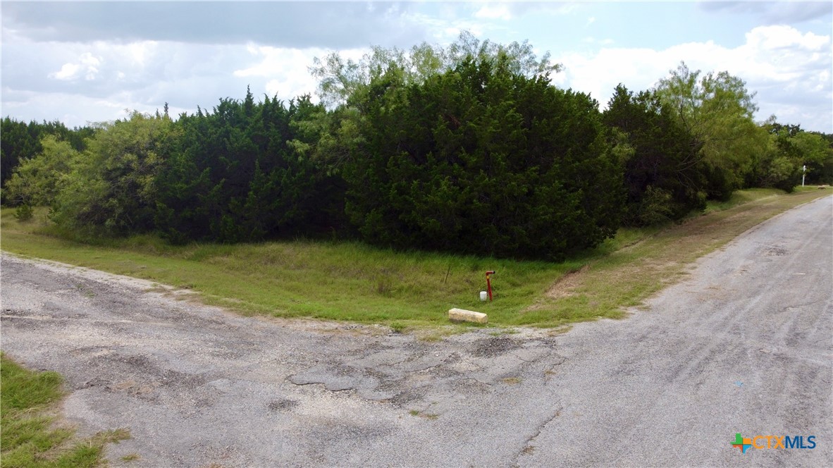 23045 Northridge Property Photo