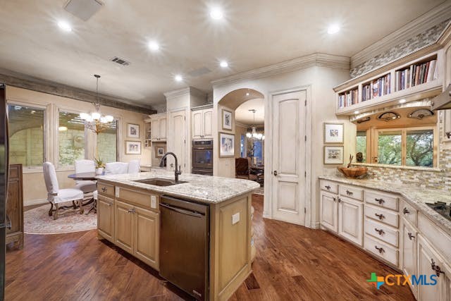 2305 Barton Creek Boulevard 29 Property Photo 14
