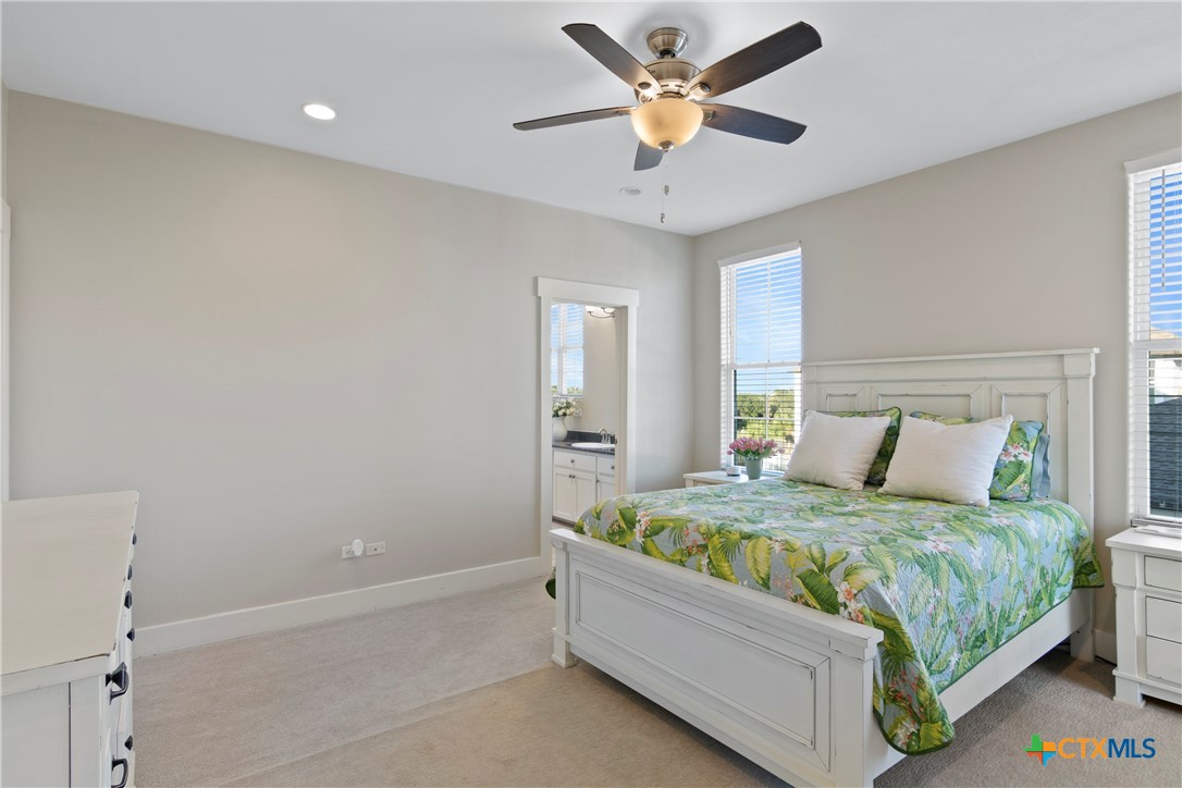 114 Lavaca Circle Property Photo 12