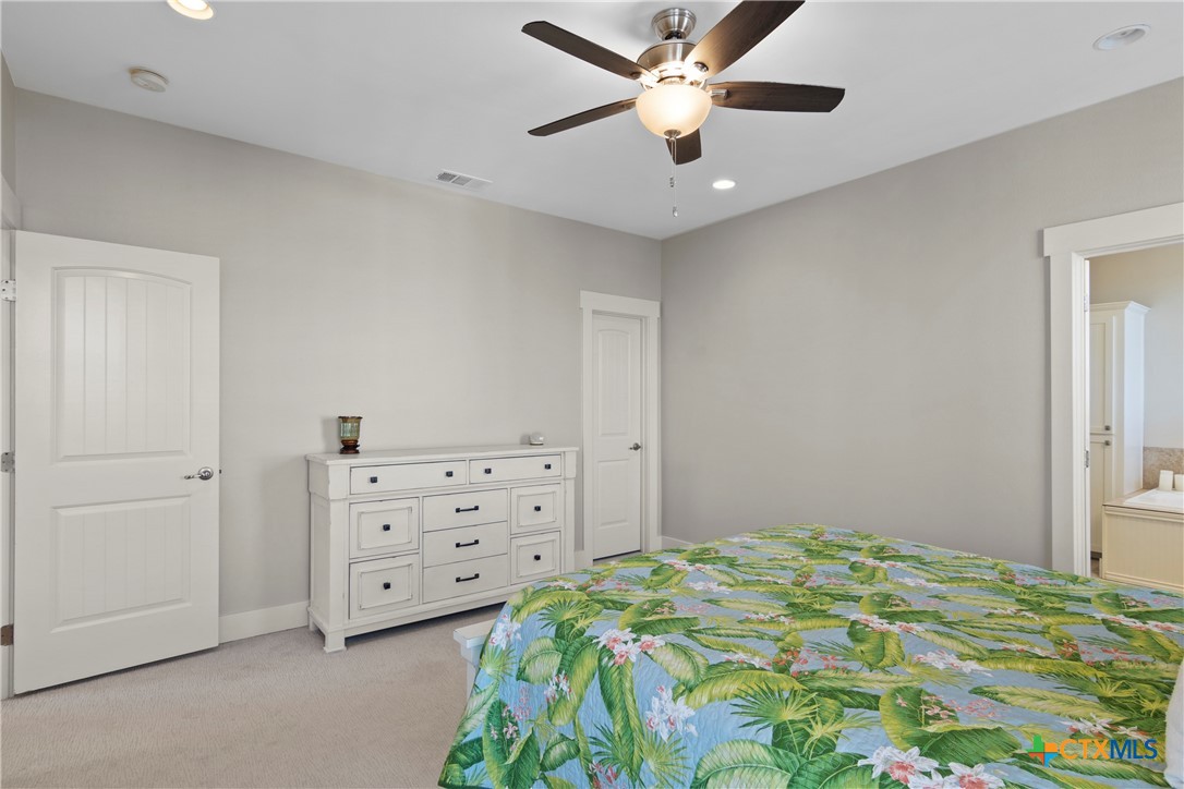 114 Lavaca Circle Property Photo 13