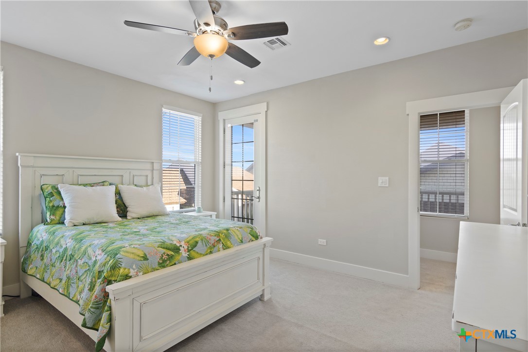 114 Lavaca Circle Property Photo 15