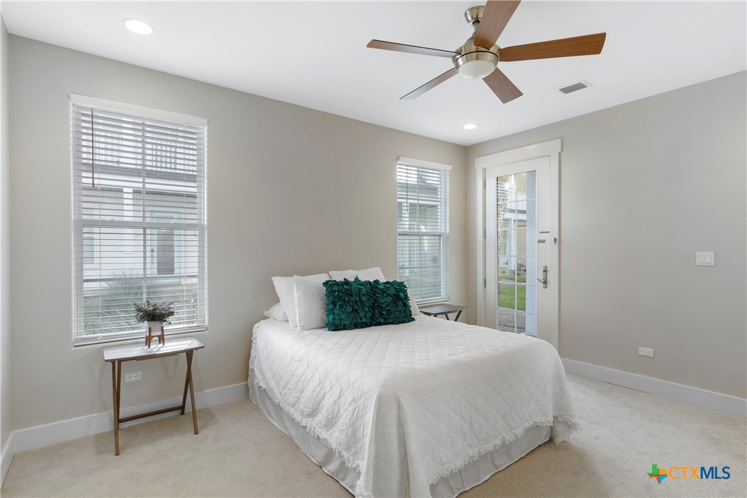114 Lavaca Circle Property Photo 19