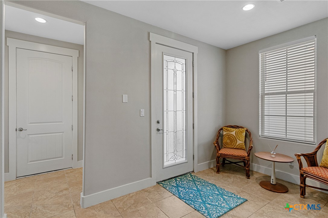 114 Lavaca Circle Property Photo 26