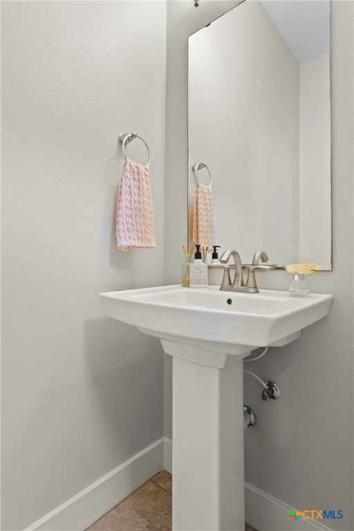 114 Lavaca Circle Property Photo 32