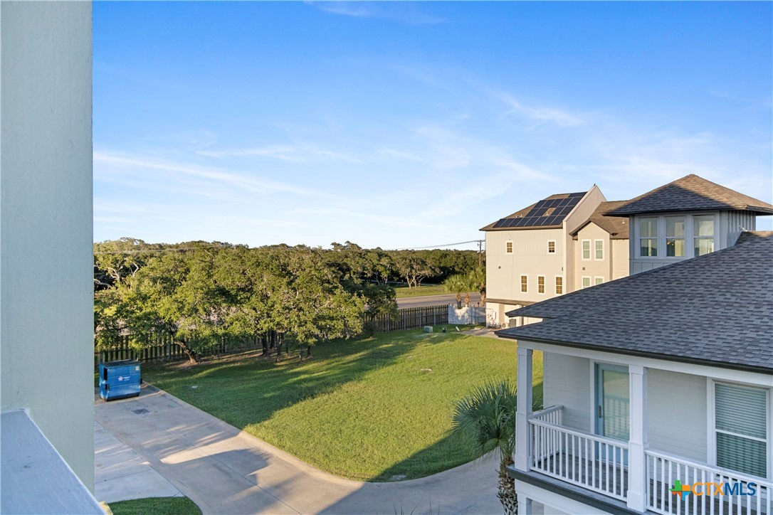 114 Lavaca Circle Property Photo 33