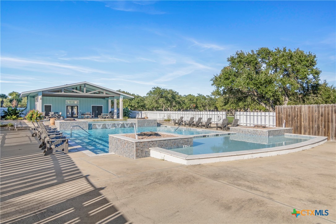 114 Lavaca Circle Property Photo 39