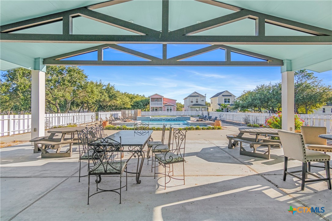 114 Lavaca Circle Property Photo 44