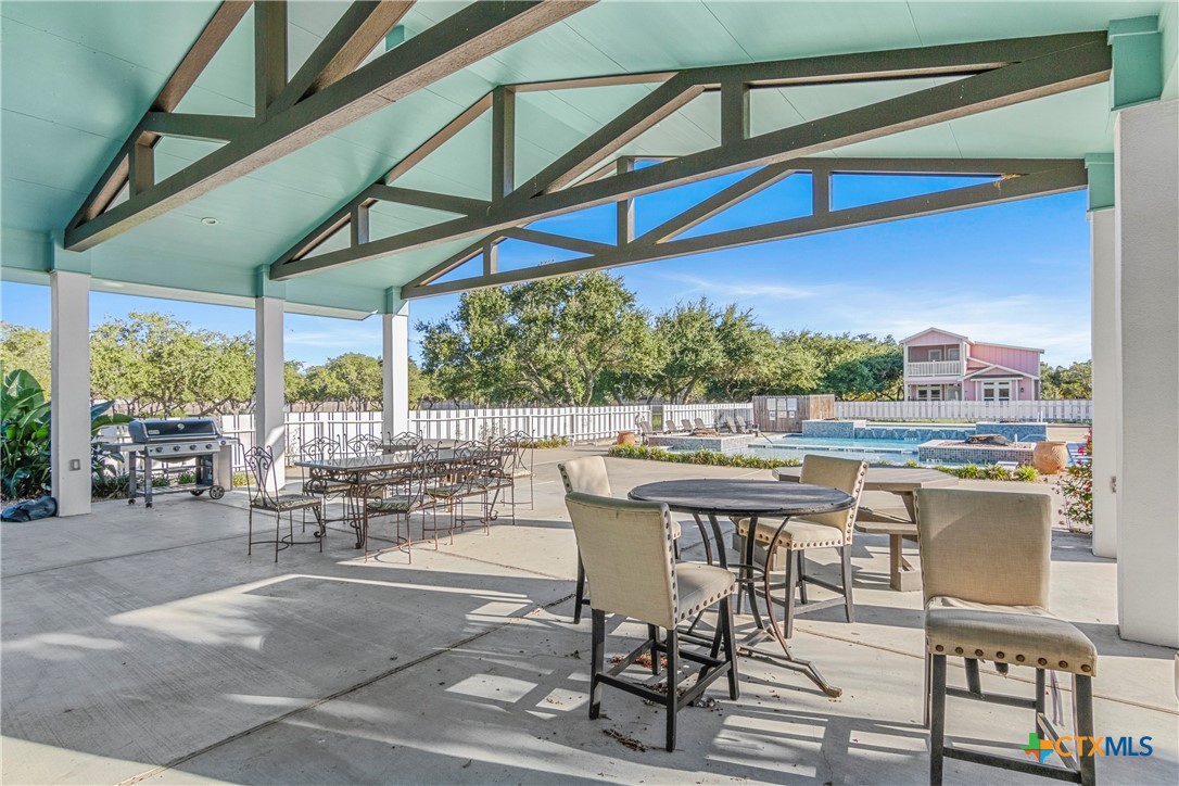 114 Lavaca Circle Property Photo 45