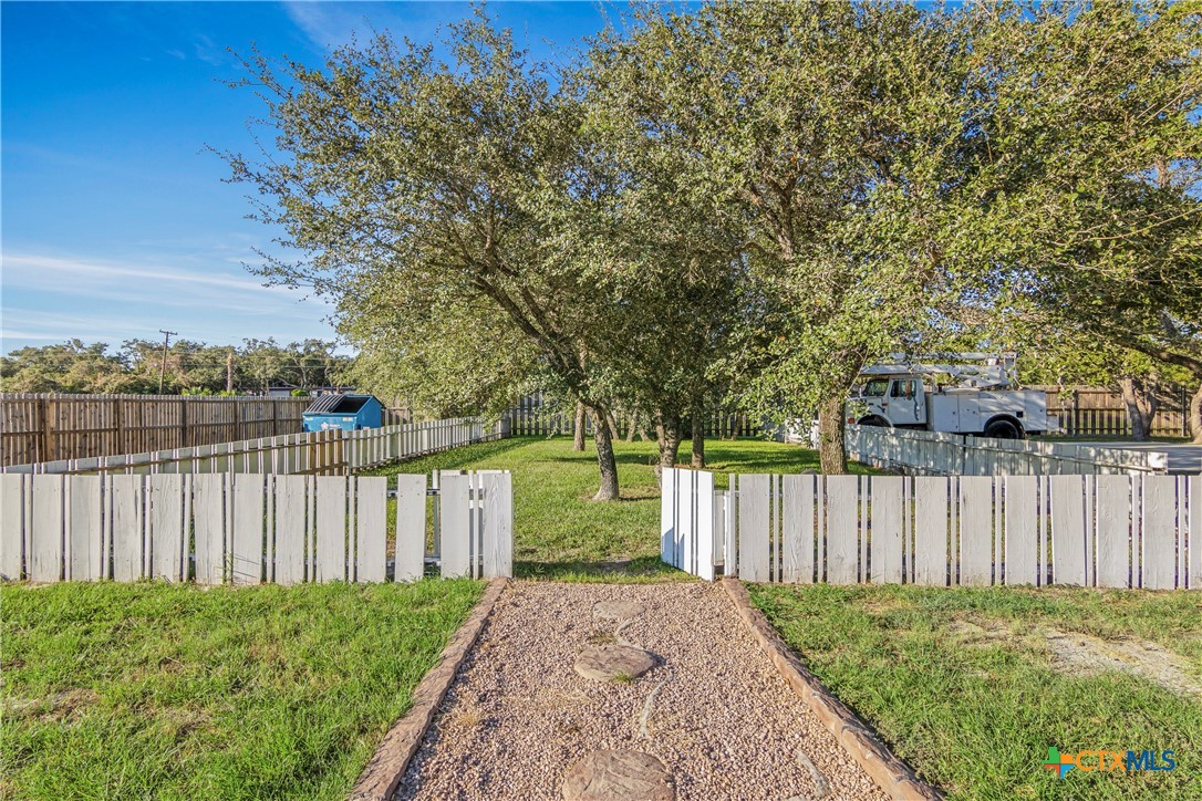 114 Lavaca Circle Property Photo 46