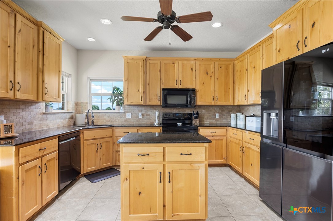 3585 W Amity Road Property Photo 23