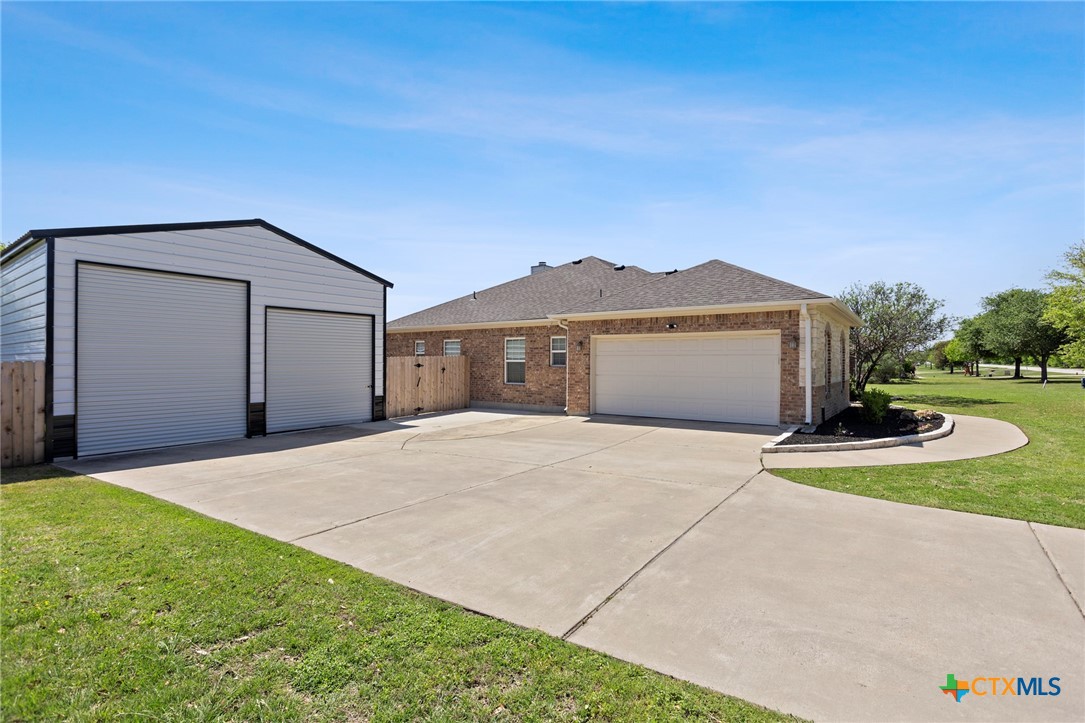 3585 W Amity Road Property Photo 36