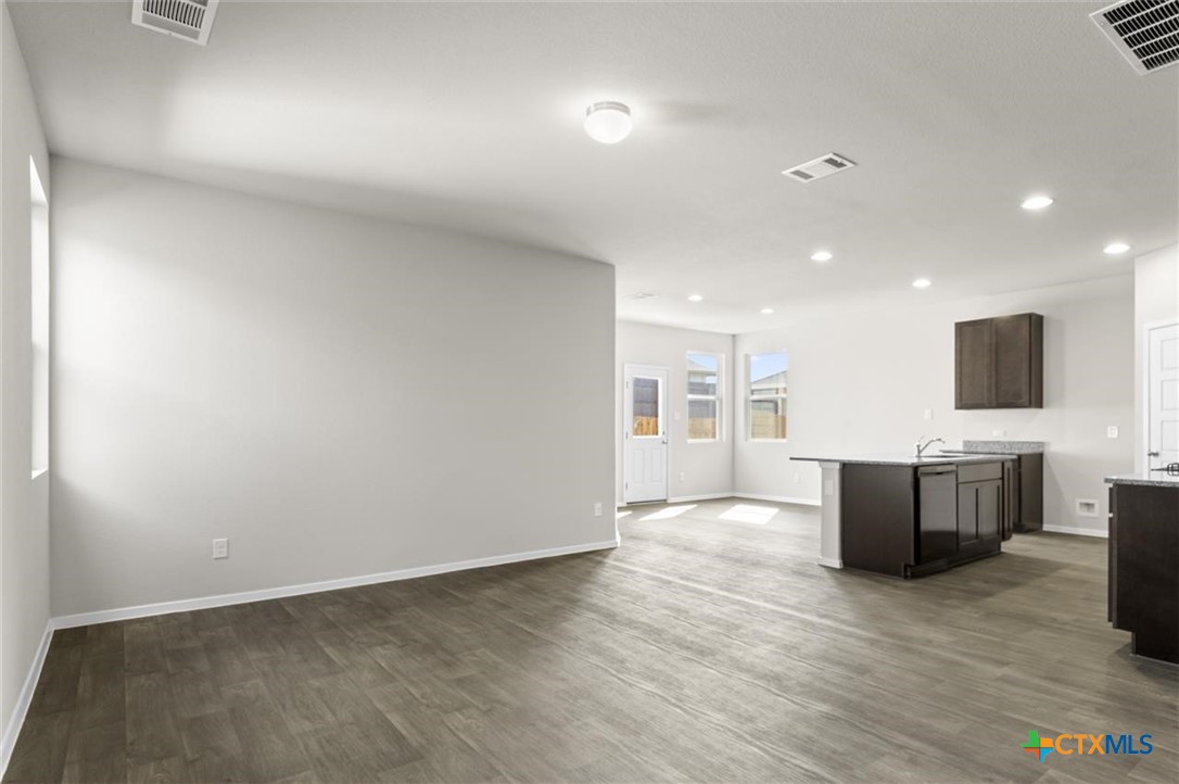 357 Jade Street Property Photo 10
