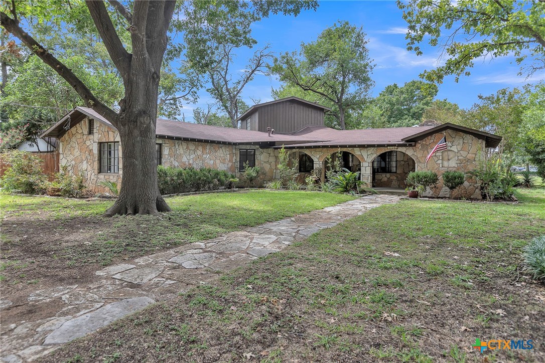 1130 Bartholomae Street Property Photo